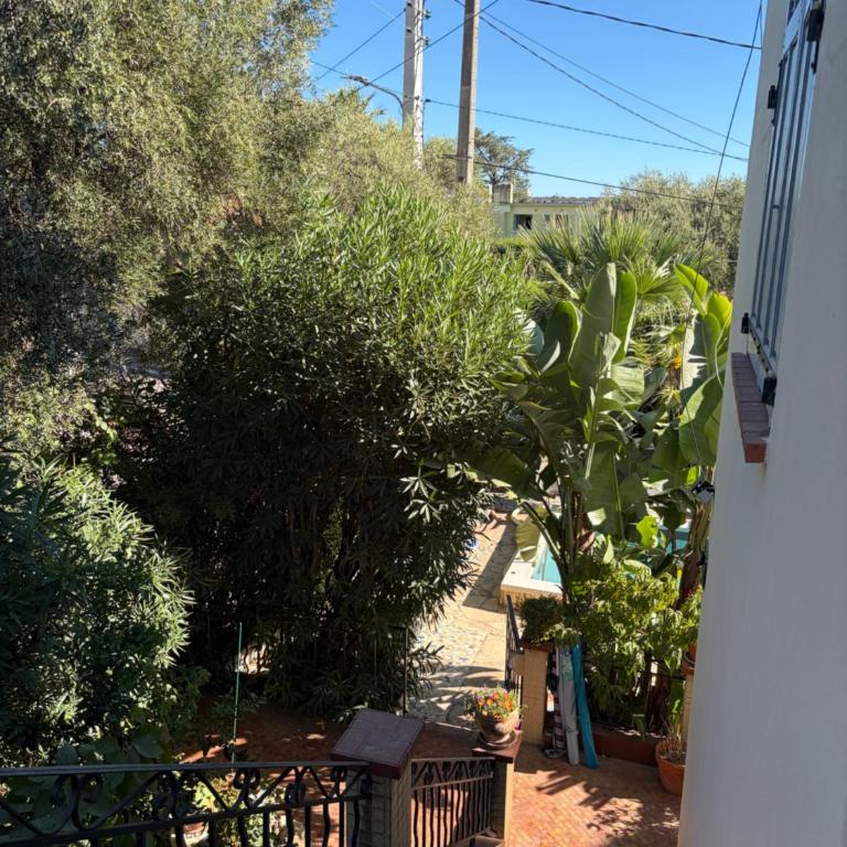 Grand Appt 6P climatisé dans villa avec piscine - 8 kms de Cannes - Appartement 2 Chambres - 55