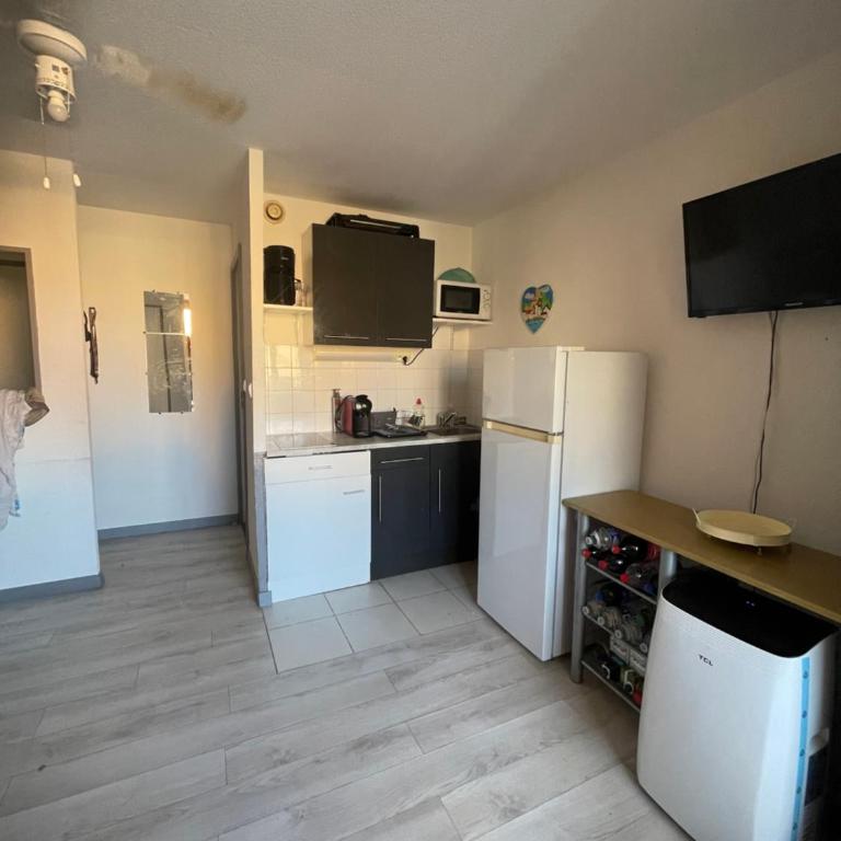 Studio cabine loggia piscine gruissan port - Apartment mit 1 Schlafzimmer - 3