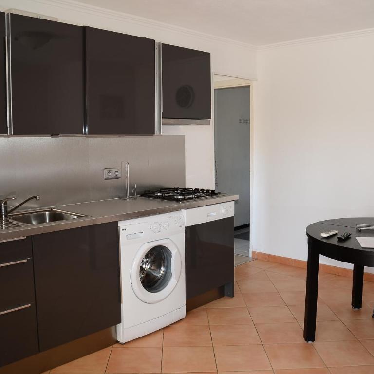 VILLA Plein Sud Piscine Spa Climatisation Parking privé calme et détente - Appartement avec Terrasse - 10