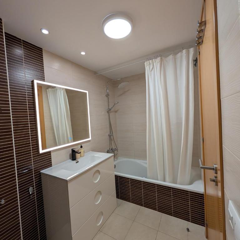 Penthouse with Terrace - Costa Brava - Apartamento de 3 dormitorios - 11