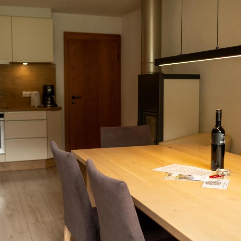 Haus Kella-Egg - Two-Bedroom Apartment with Balcony - 6