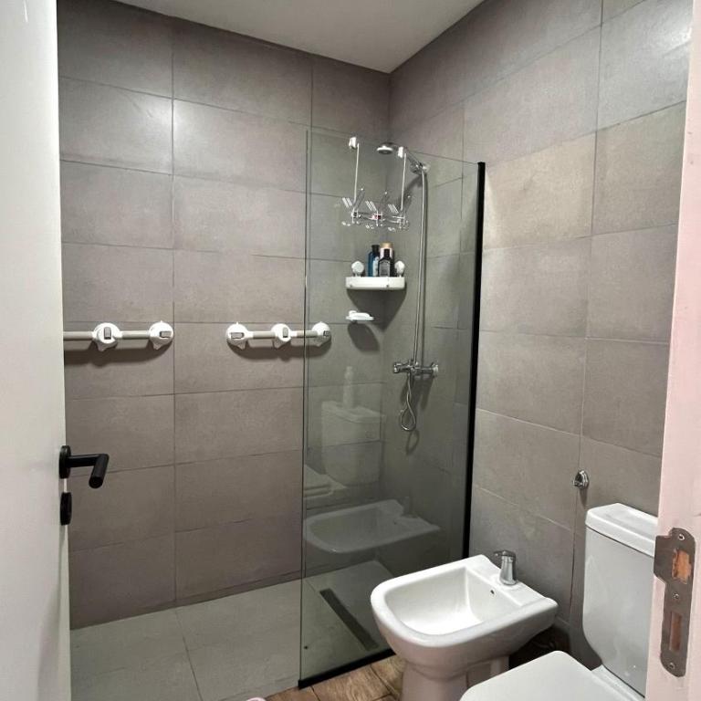 Hermoso Departamento en Opera Plaza al lado de Quality Espacios - One-Bedroom Apartment - 5