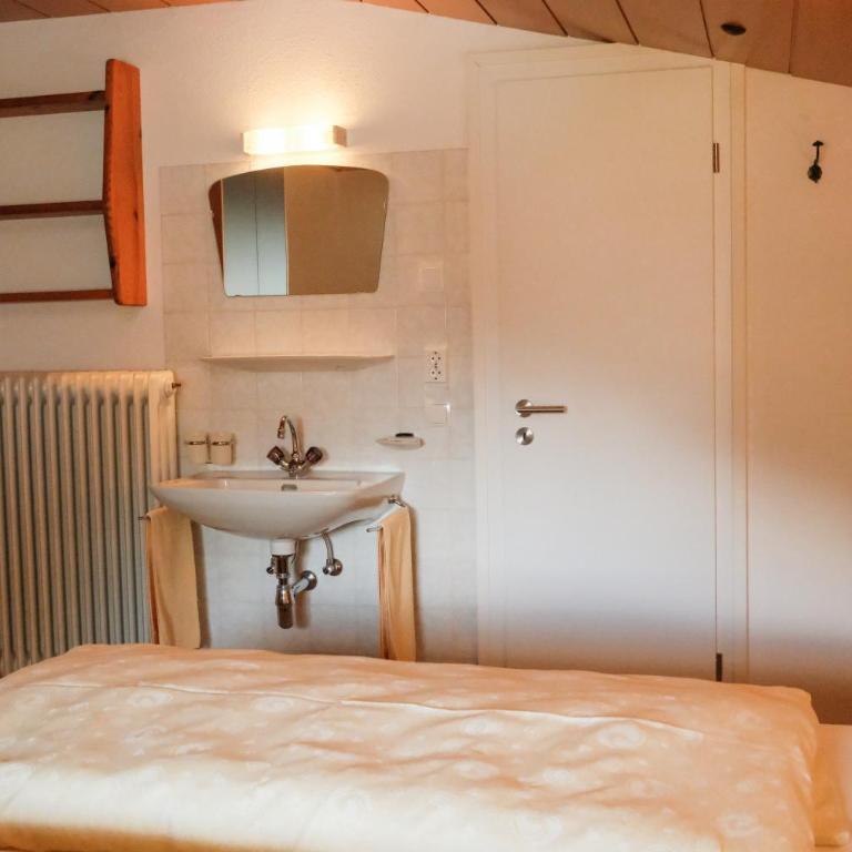 Haus Kella-Egg - Two-Bedroom Apartment with Balcony - 23
