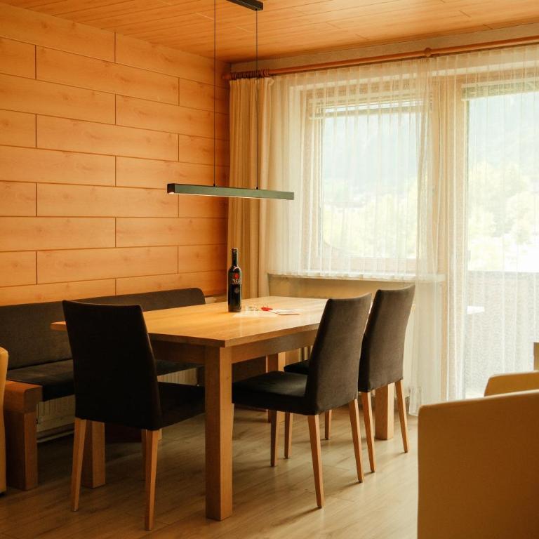 Haus Kella-Egg - Two-Bedroom Apartment with Balcony - 1
