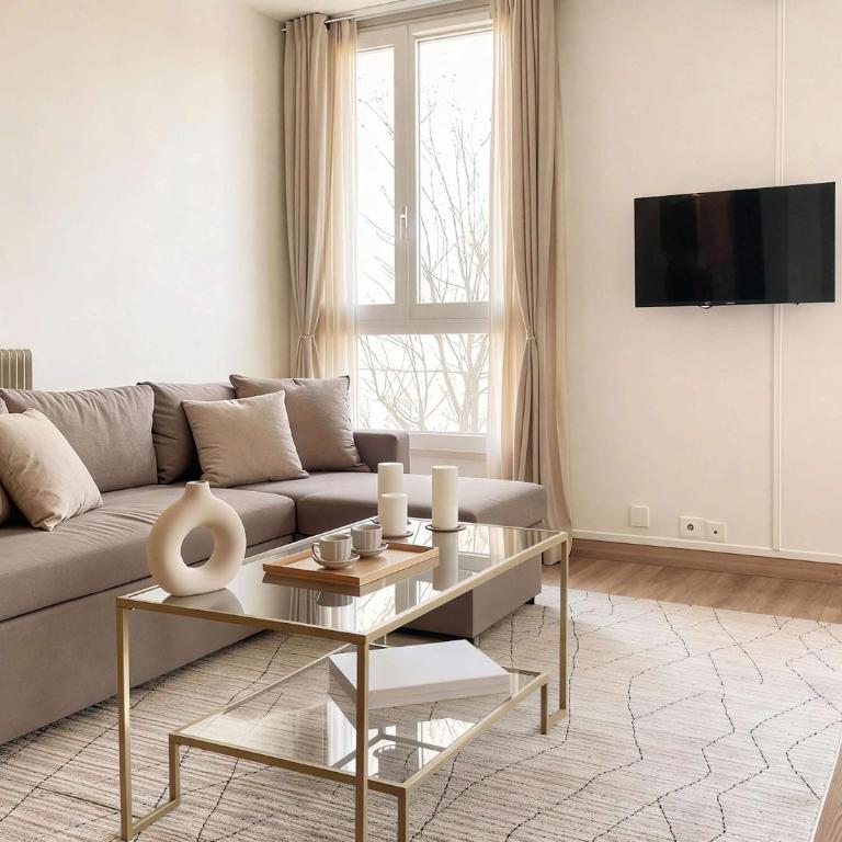 Spacious Family Apartment near Pere Lachaise - Appartement - 1