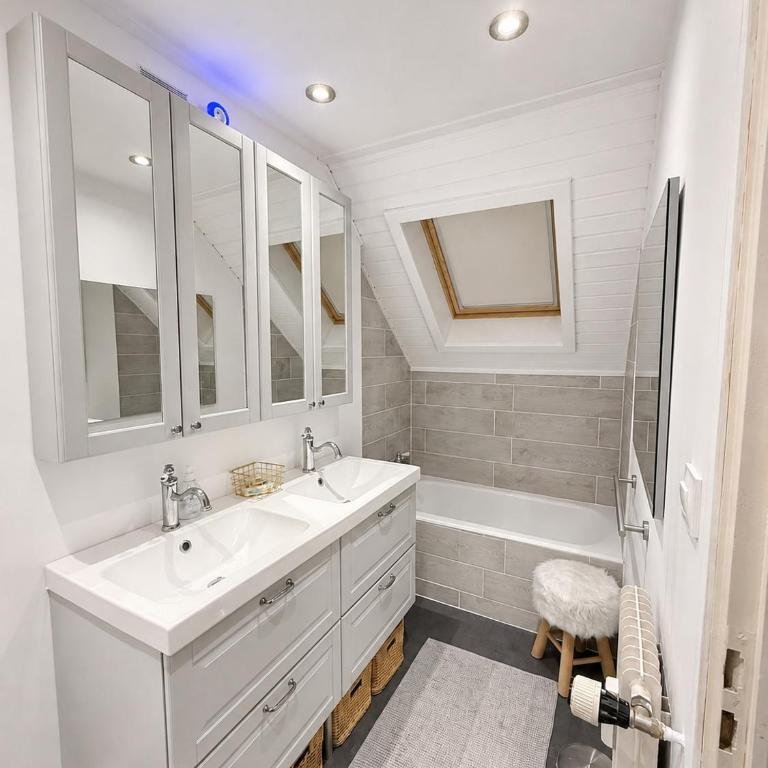 Belle appartement avec cheminée près des pistes - Appartement 2 Chambres - 13
