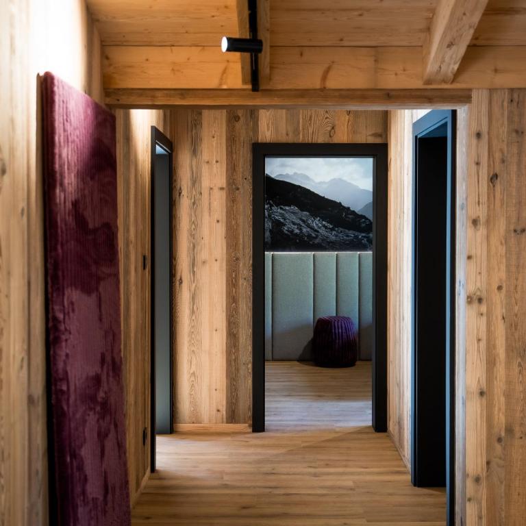 SLOW Fine Chalets, Private Dine & Spa - Superior Chalet - 12