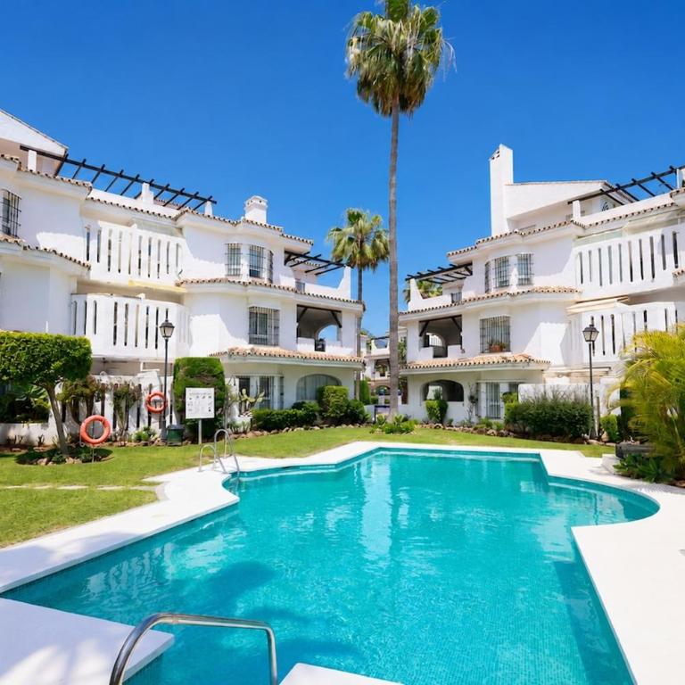 Apartment close to Banus with beautiful pool - Apartamento de 3 dormitorios - 1