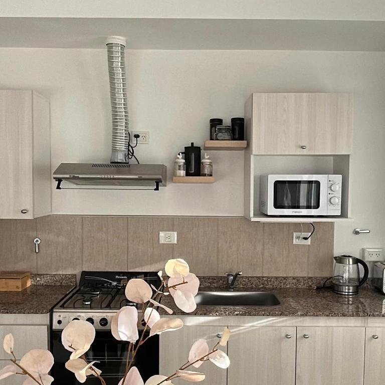 Florentina Mares - One-Bedroom Apartment - 6