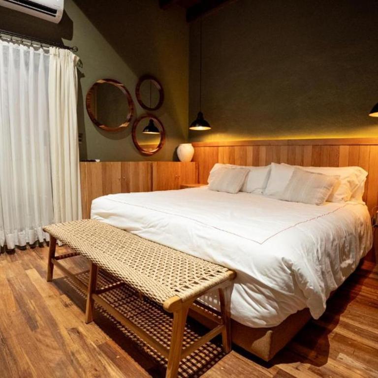 Hotel Boutique Bitos - Suite con cama extragrande - 1
