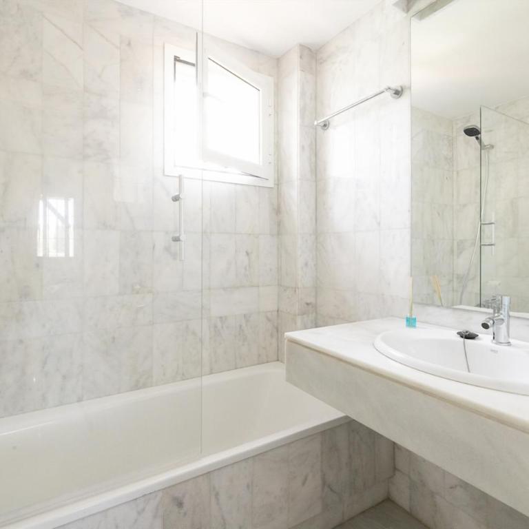 Apartment close to Banus with beautiful pool - Apartamento de 3 dormitorios - 15
