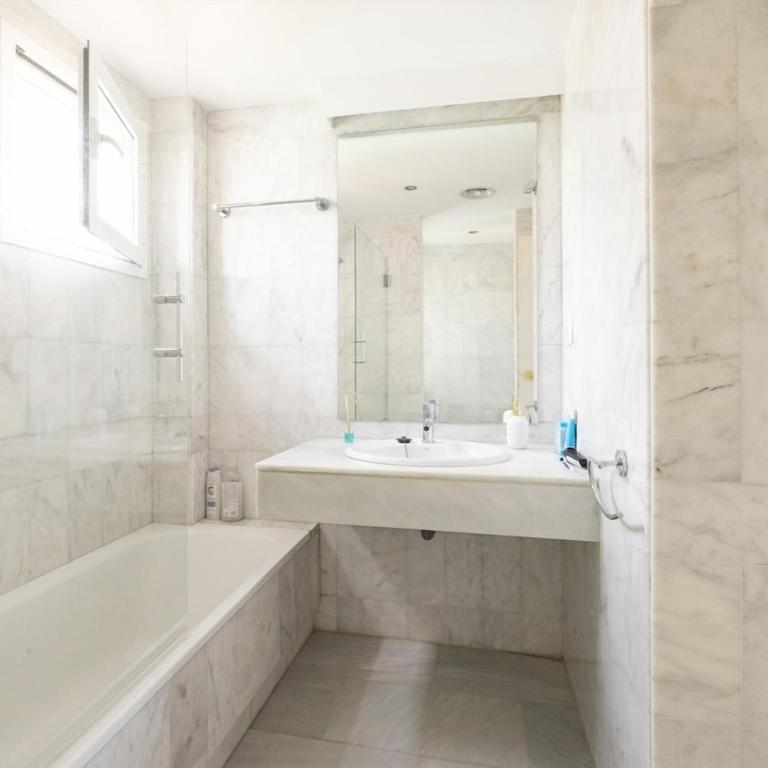 Apartment close to Banus with beautiful pool - Apartamento de 3 dormitorios - 16