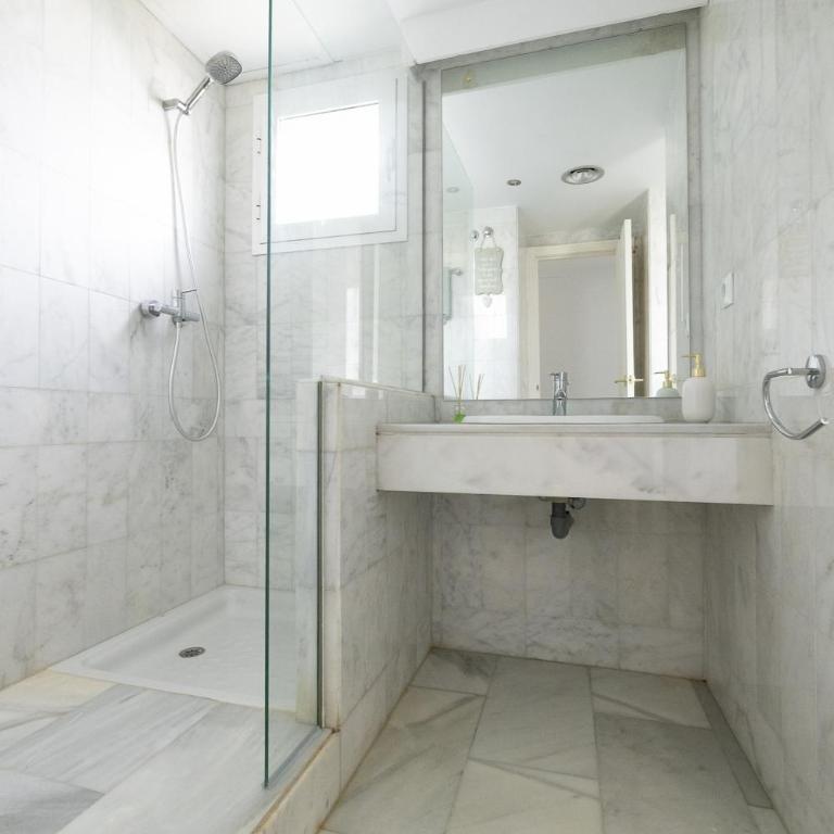 Apartment close to Banus with beautiful pool - Apartamento de 3 dormitorios - 21