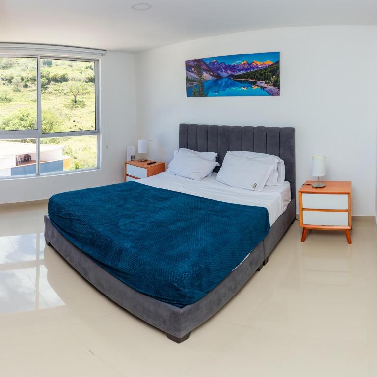 Apartamentos Quedate en Anavi San Gil Plaza - Apartamento con vistas a las montañas - 22