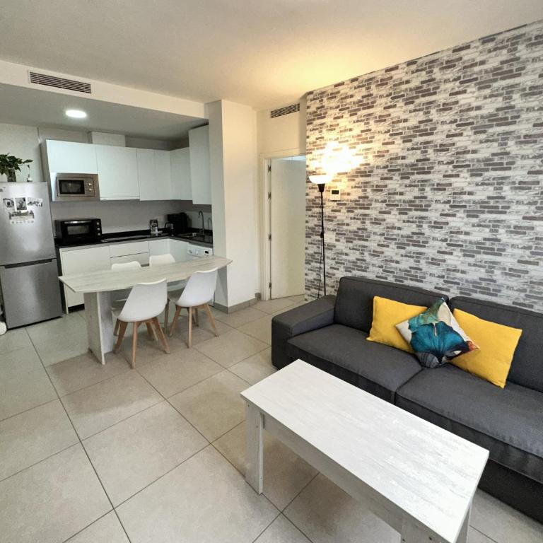 Refugio Urbano 2- Free Parking - Appartamento con 2 Camere da Letto - 40