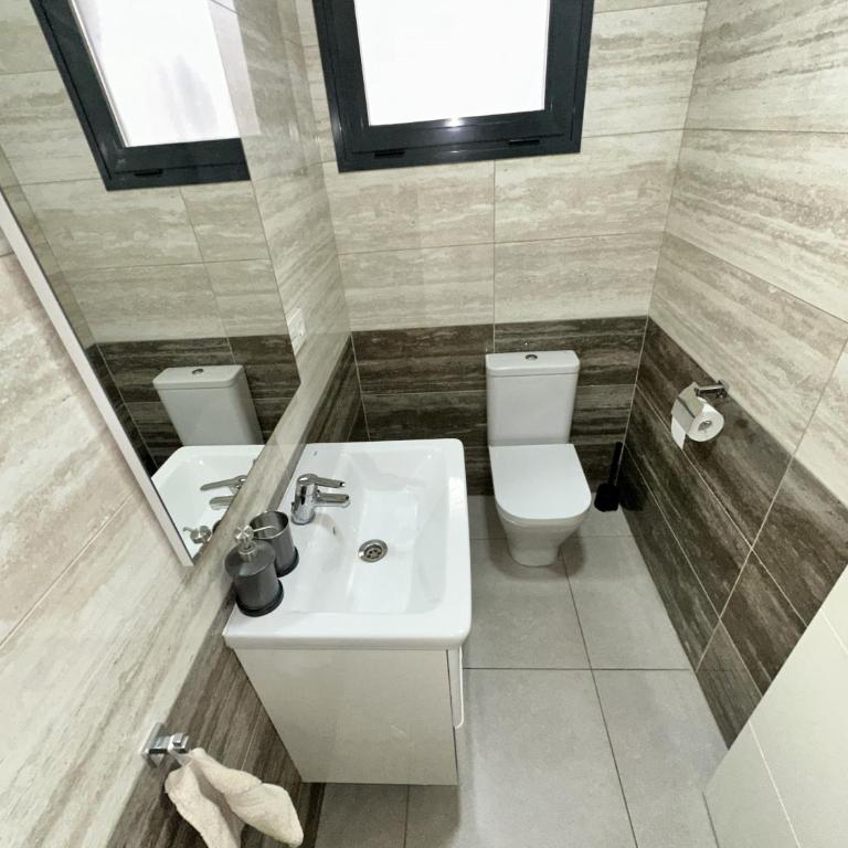 Refugio Urbano 2- Free Parking - Appartamento con 2 Camere da Letto - 24