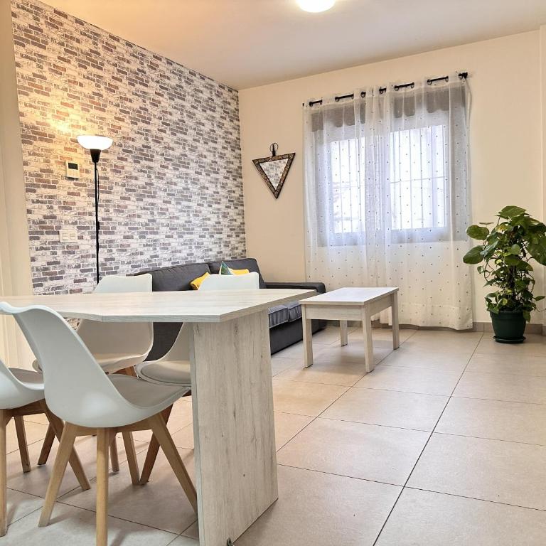 Refugio Urbano 2- Free Parking - Appartamento con 2 Camere da Letto - 43
