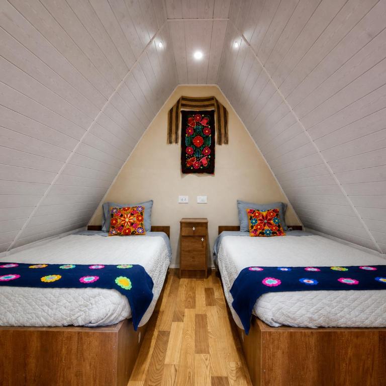 Llama Wasi Andean Cabins Chaullay - Twin Room with Shared Bathroom - 4