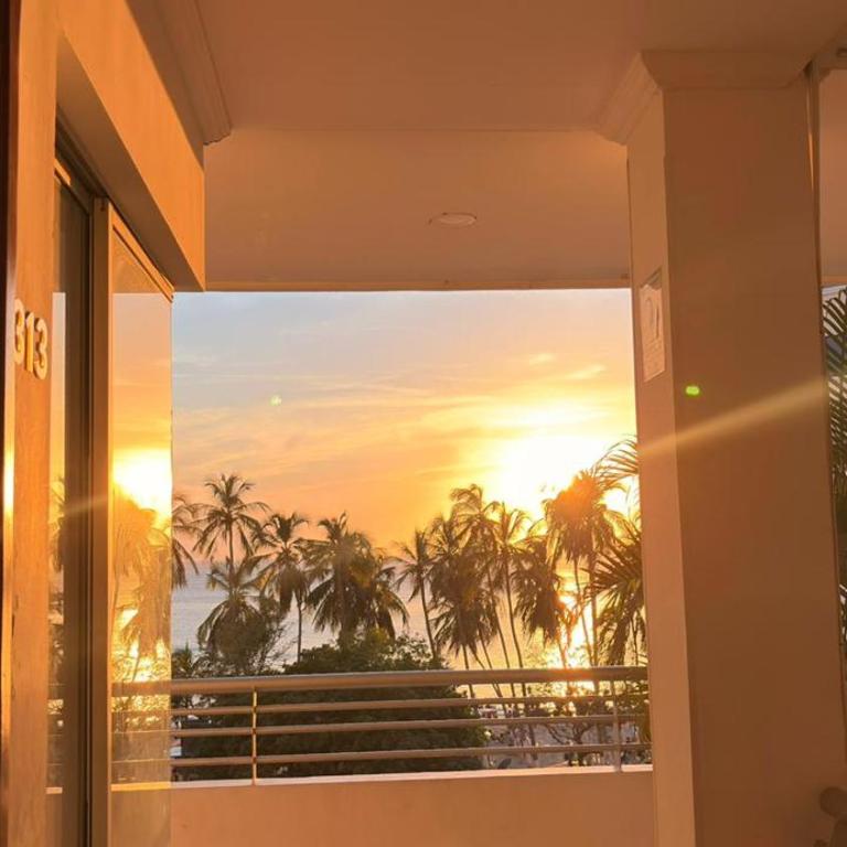 Ed CRISTAL CARIBBEAN FRENTE A PLAYA RODADERO - Apartamento de 1 dormitorio - 1