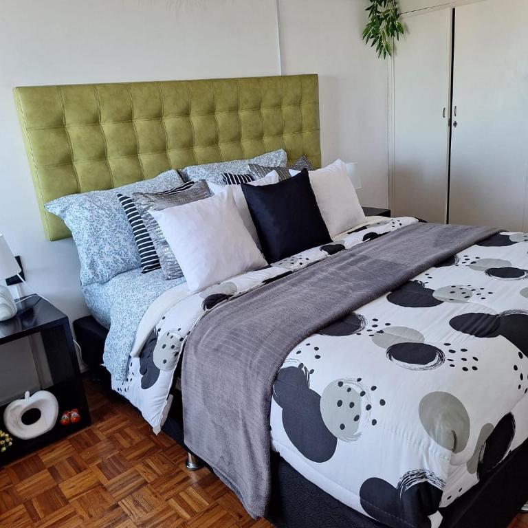 Apart de 2 dormitorios frente al Montevideo shopping zona WTC - Apartamento de 2 dormitorios con vistas a la ciudad - 12