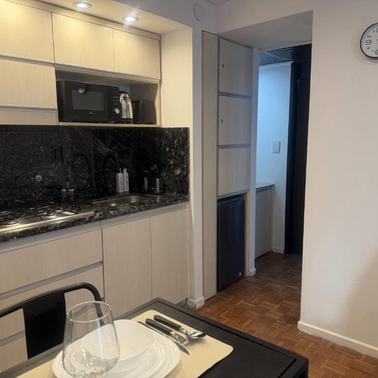 Corazón de Córdoba, Estilo, Confort & Cochera Opc - One-Bedroom Apartment - 13
