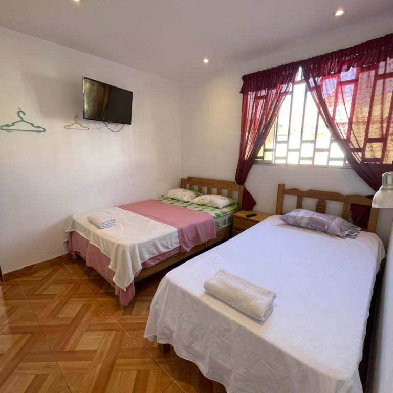 Hospedaje refugio del mar - Twin Room with Private Bathroom - 4