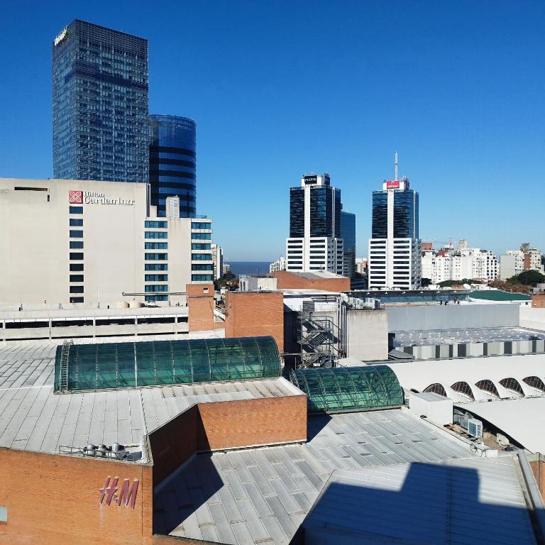 Apart de 2 dormitorios frente al Montevideo shopping zona WTC - Apartamento de 2 dormitorios con vistas a la ciudad - 21