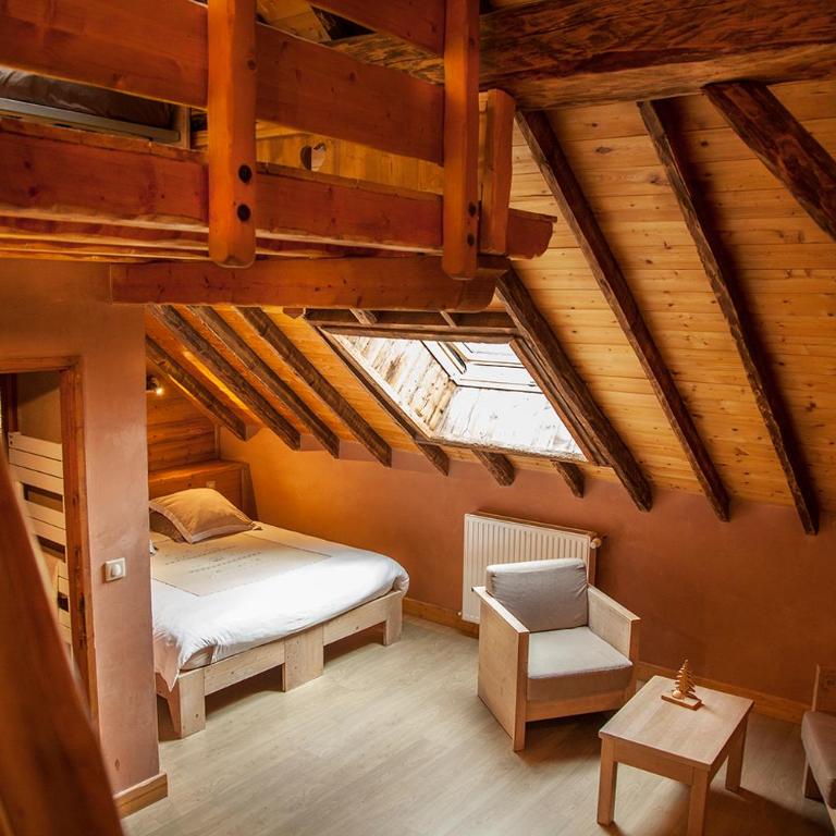 Chalet Gîte écologique de Noémie - Maison 6 Chambres - 15