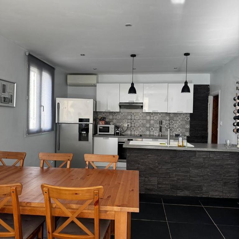 Quiet 160m2 house 4 bedrooms with garden - Villa - 7