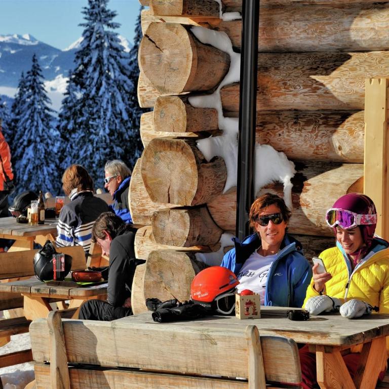 Cozy holiday apartment near the ski slope - Apartment mit 1 Schlafzimmer - 32