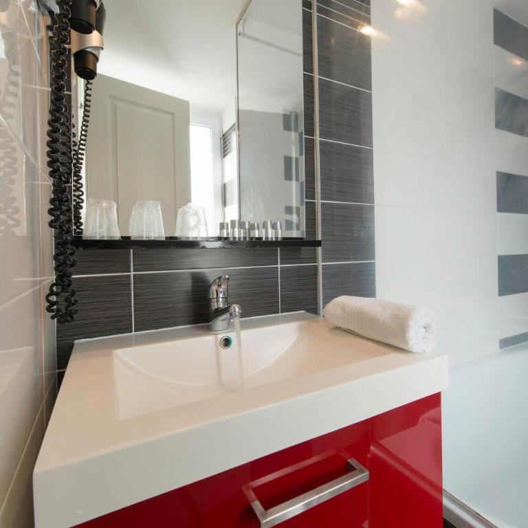 Un Hotel sur le Port - Chambre Double Supérieure - 12