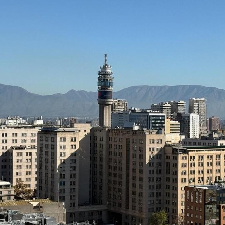 Great View 2BR2BA AC Pool Metro U Chile 1y3 - Two-Bedroom Apartment - 5