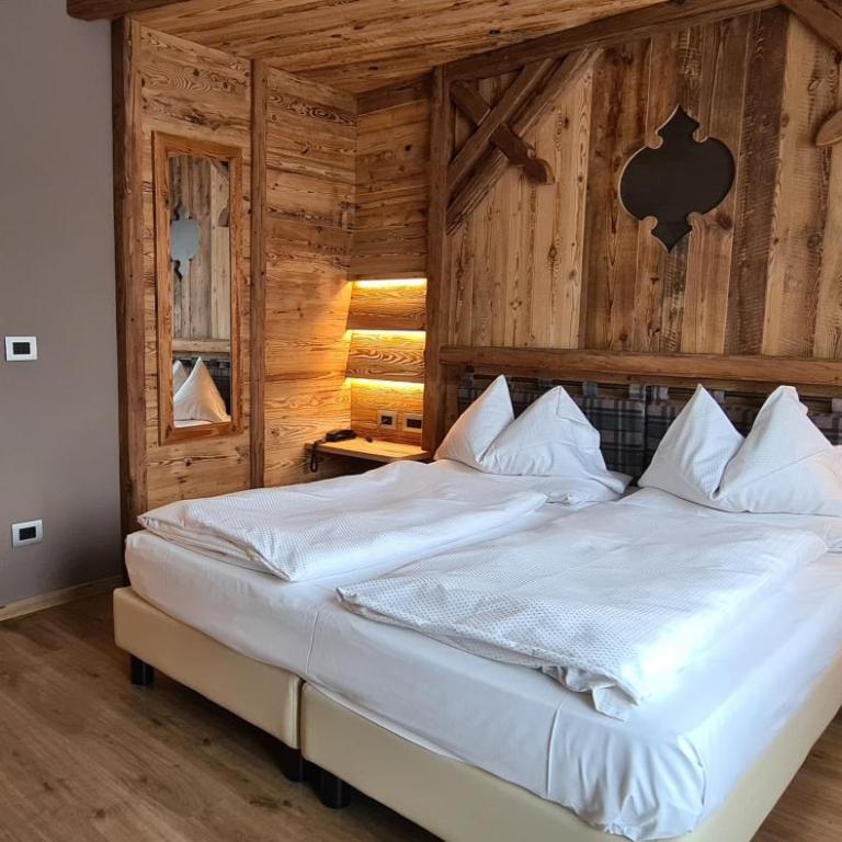 Hotel Azola - Camera Matrimoniale/Doppia con Letti Singoli con Vista Montagna - 18