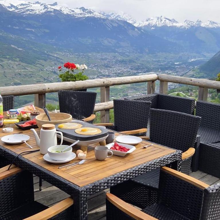 Chalet panoramique avec vue alpine à 180 degrés - poêle scandinave & nature - Chalet - 17