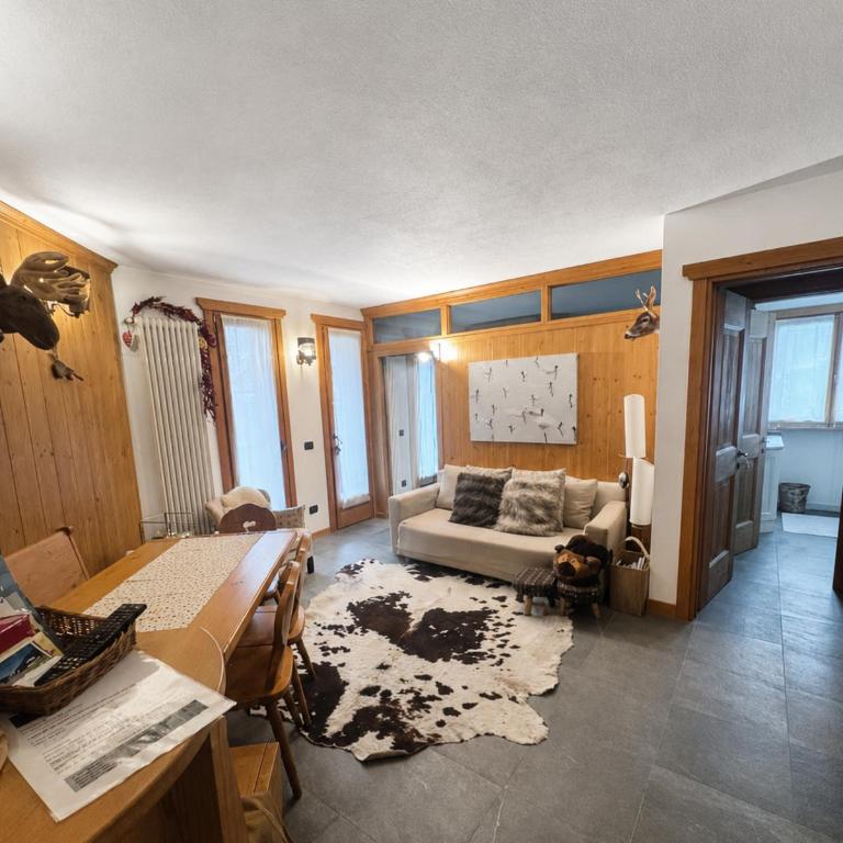 Appartamento incantevole con box e ski room, Wi-Fi, Bormio - Apartment mit 1 Schlafzimmer - 1