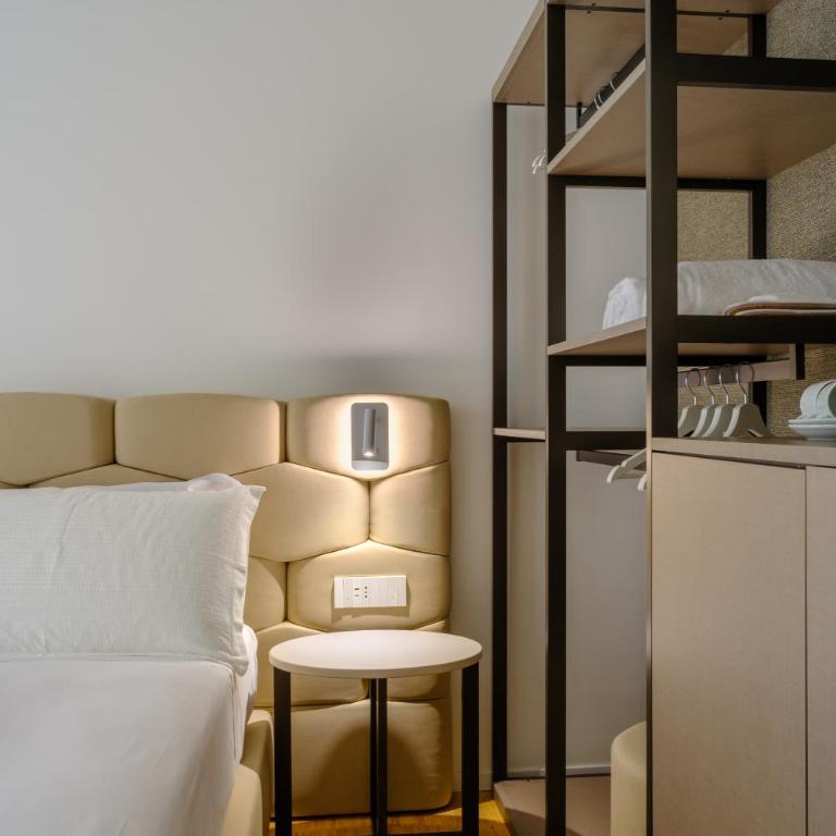 Li Case - Chambre Double avec Patio - 2