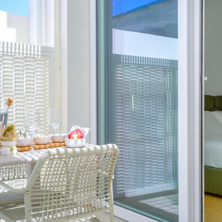 Li Case - Chambre Double avec Balcon - 2
