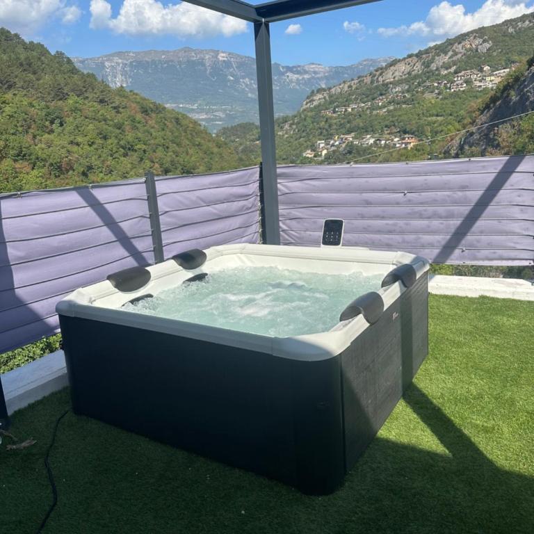 Mansarda Vista Eremo di San Colombano - Appartamento con 1 Camera da Letto - 33