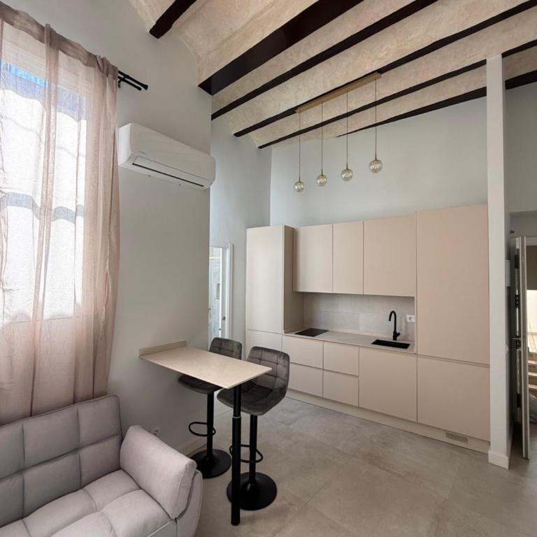 Rodrigo de Triana 41 primero centro - Apartamento de 1 dormitorio - 2