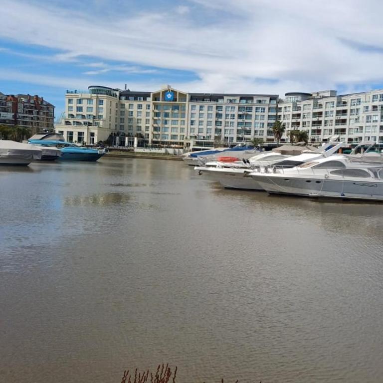 Departamento loft con balcón con vistas parciales a la bahia - Apartamento de 1 dormitorio - 31