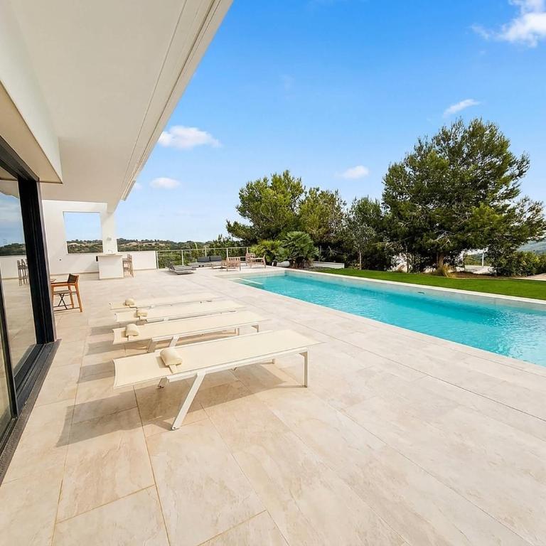 4 Bed Luxury Villa on Las Colinas Golf Resort - Villa - 6