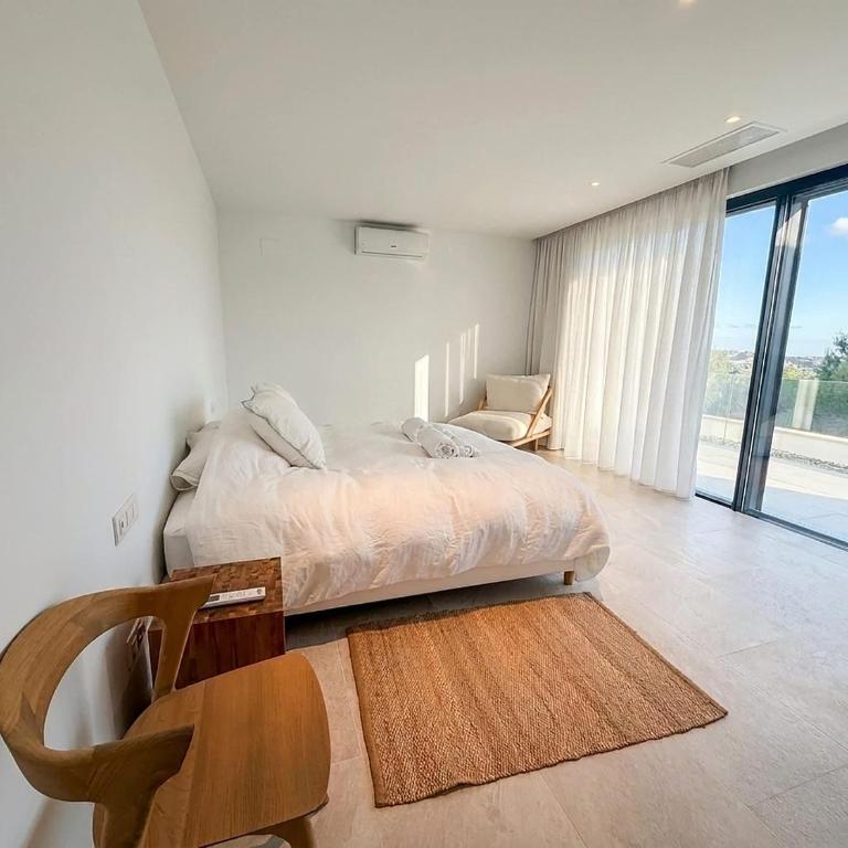 4 Bed Luxury Villa on Las Colinas Golf Resort - Villa - 7