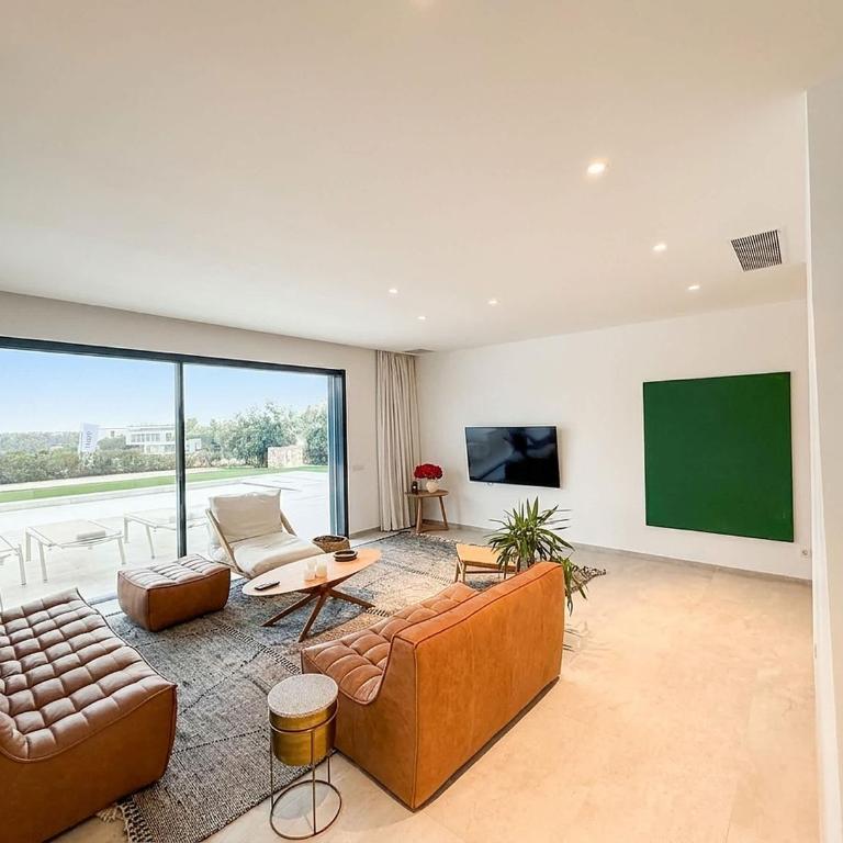 4 Bed Luxury Villa on Las Colinas Golf Resort - Villa - 25