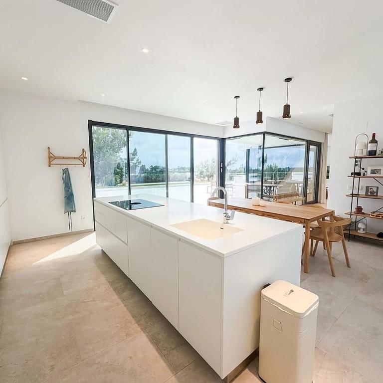 4 Bed Luxury Villa on Las Colinas Golf Resort - Villa - 32
