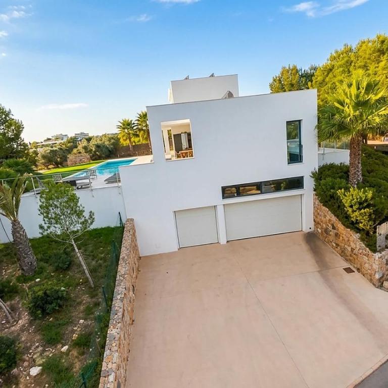 4 Bed Luxury Villa on Las Colinas Golf Resort - Villa - 46