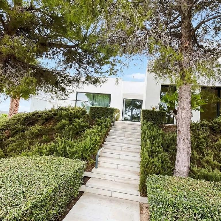 4 Bed Luxury Villa on Las Colinas Golf Resort - Villa - 49