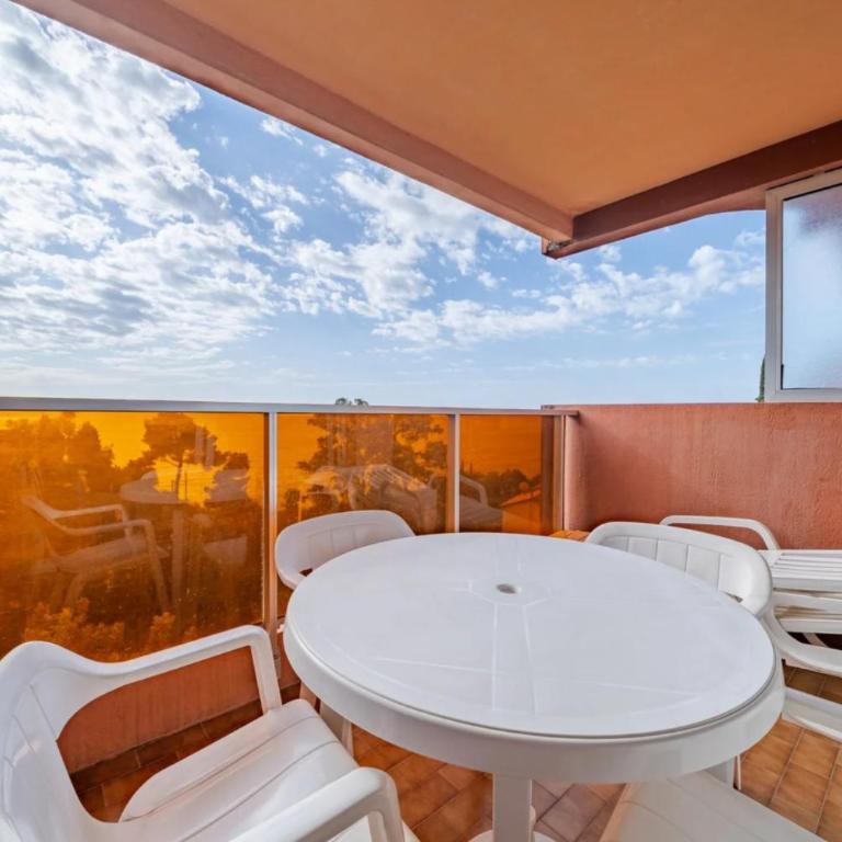 Appartement vue mer - Two-Bedroom Apartment - 4