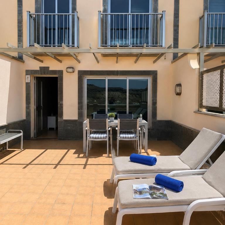 Las Brisas Duplex - 3-Bedroom House, AC, Pool & BBQ - Casa de 3 dormitorios - 11