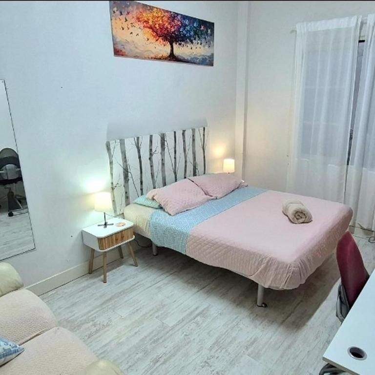 Habitaciones privadas en piso frente a playa Ondarreta, baño compartido - Habitación Doble Estándar con baño compartido - 1