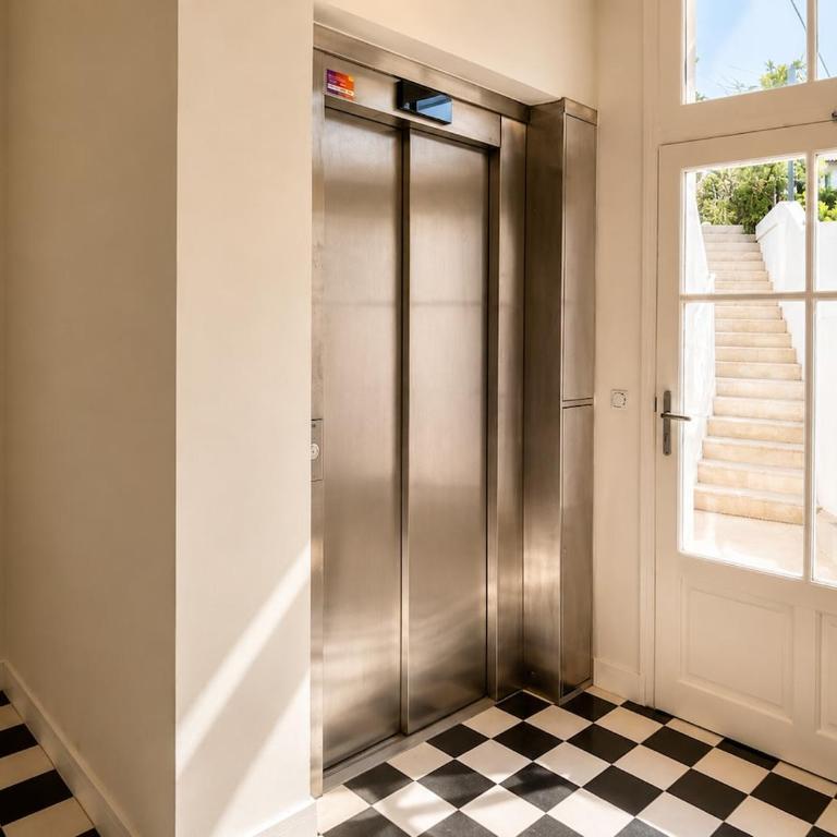 La Bastide Blanche Sea view, air conditioning and WiFi - Appartement 2 Chambres - 13